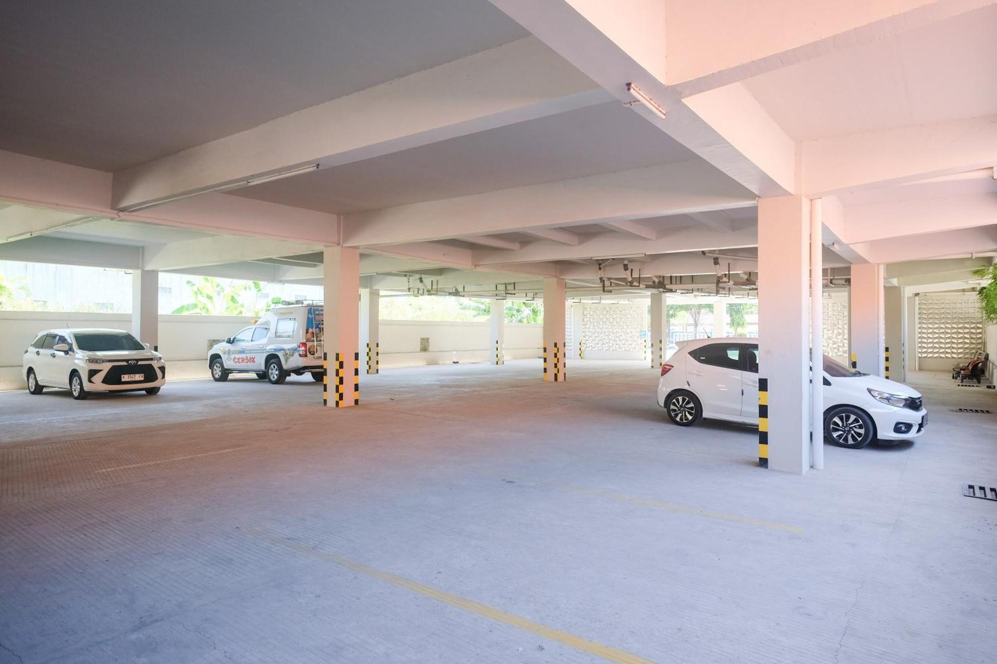Urbanview Hotel Dedy Jaya Brebes المظهر الخارجي الصورة