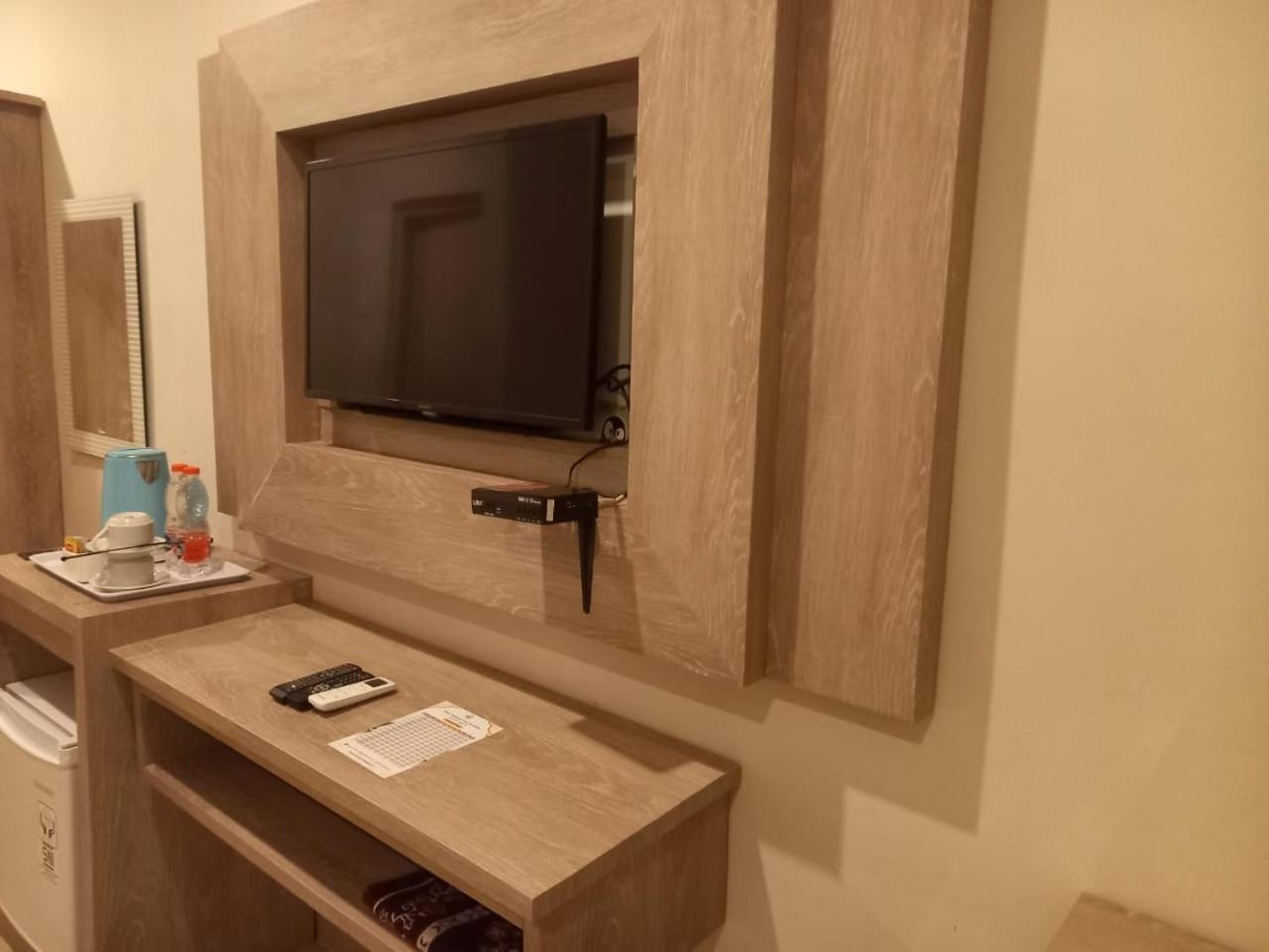 Urbanview Hotel Dedy Jaya Brebes المظهر الخارجي الصورة