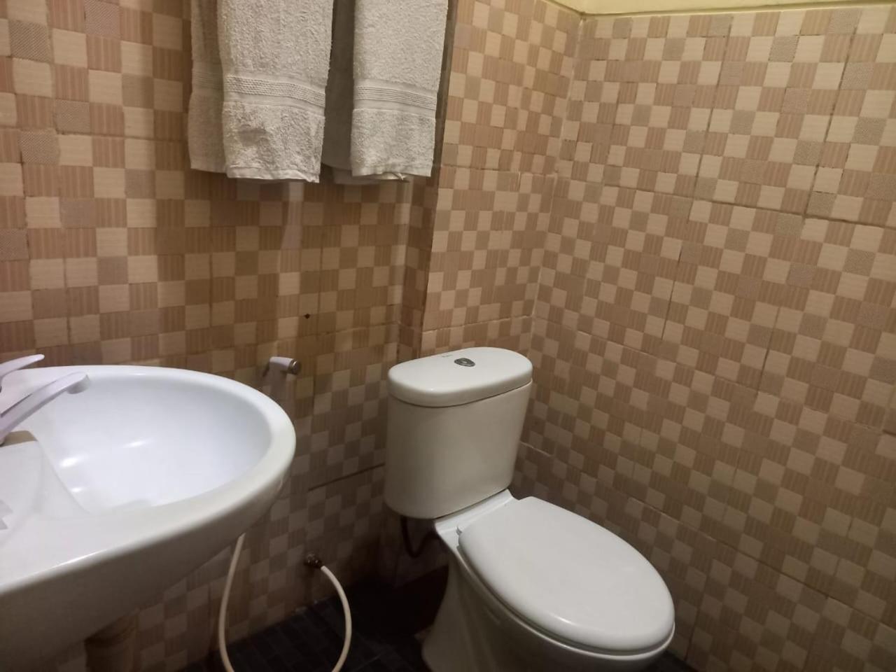 Urbanview Hotel Dedy Jaya Brebes المظهر الخارجي الصورة