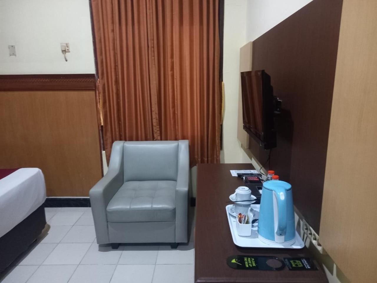 Urbanview Hotel Dedy Jaya Brebes المظهر الخارجي الصورة